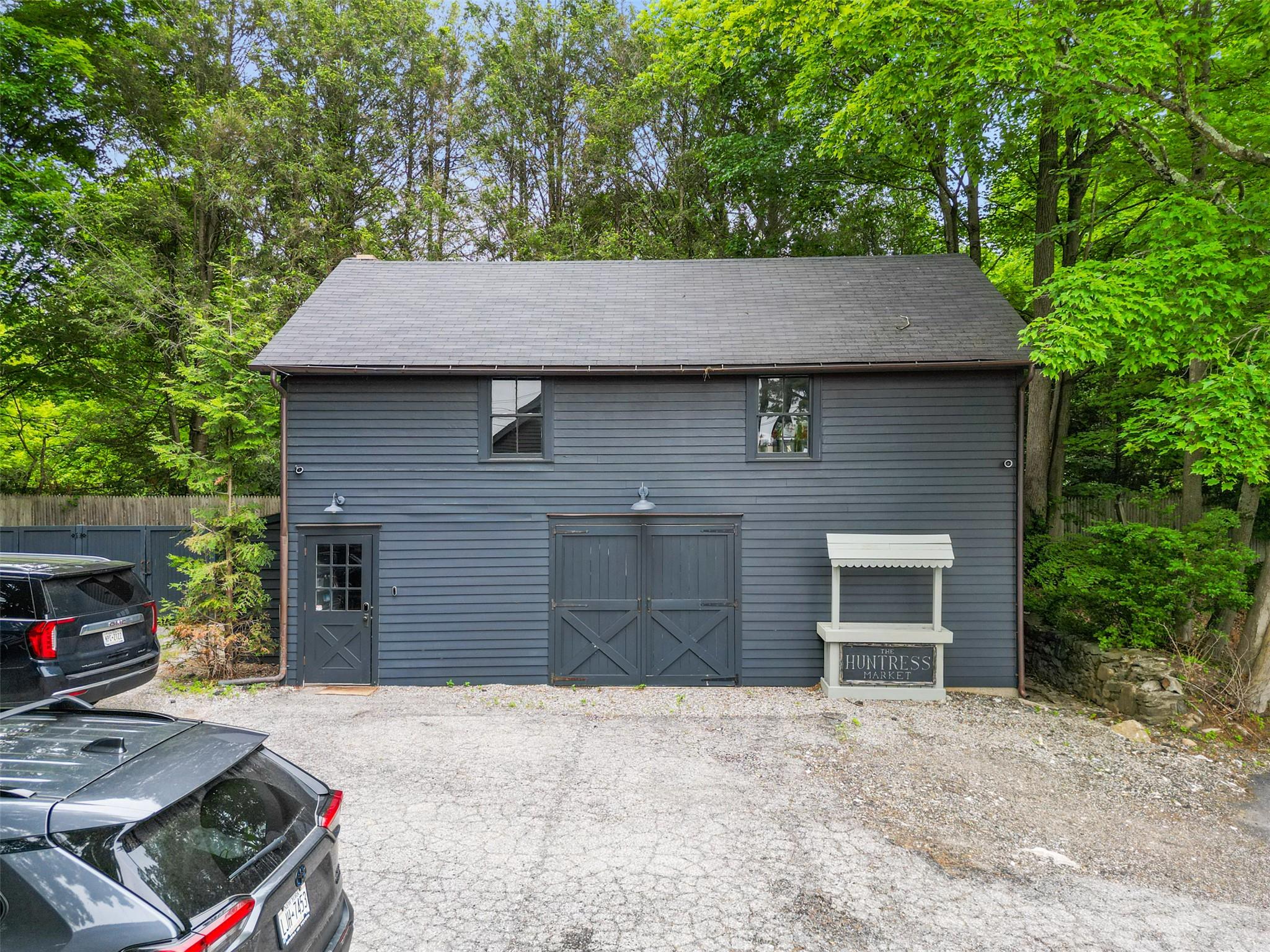 259 Westchester Avenue, Pound Ridge, NY 10576