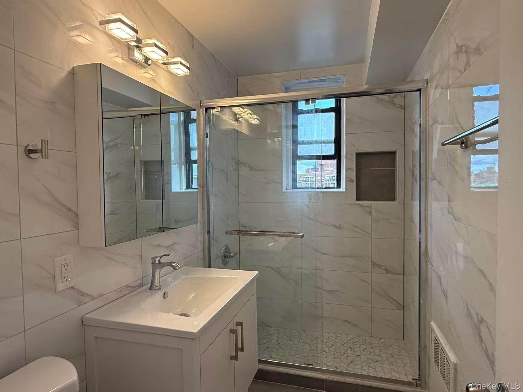 136-30 Sanford Avenue # 6D, Flushing, NY 11355
