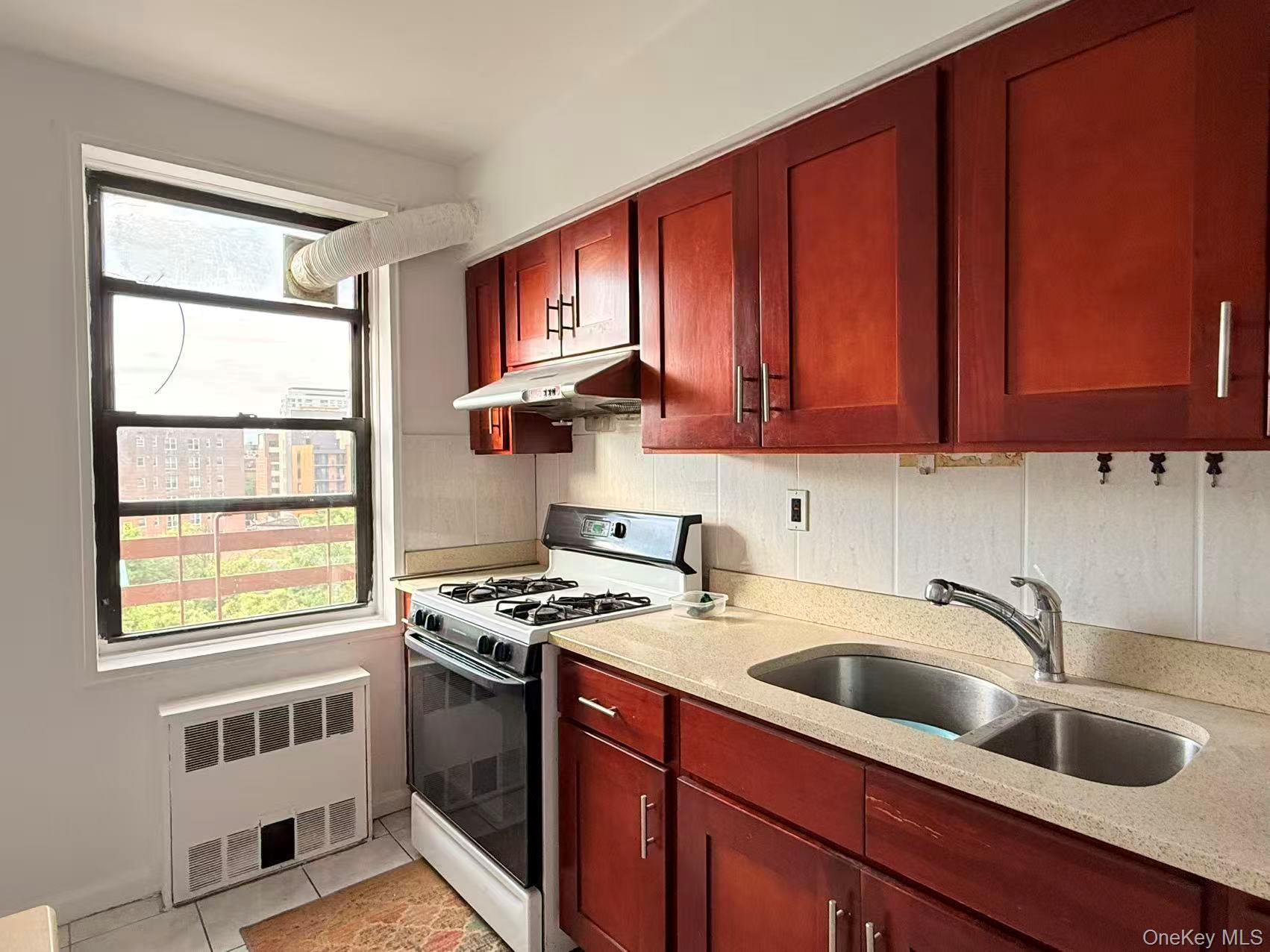 136-30 Sanford Avenue # 6D, Flushing, NY 11355