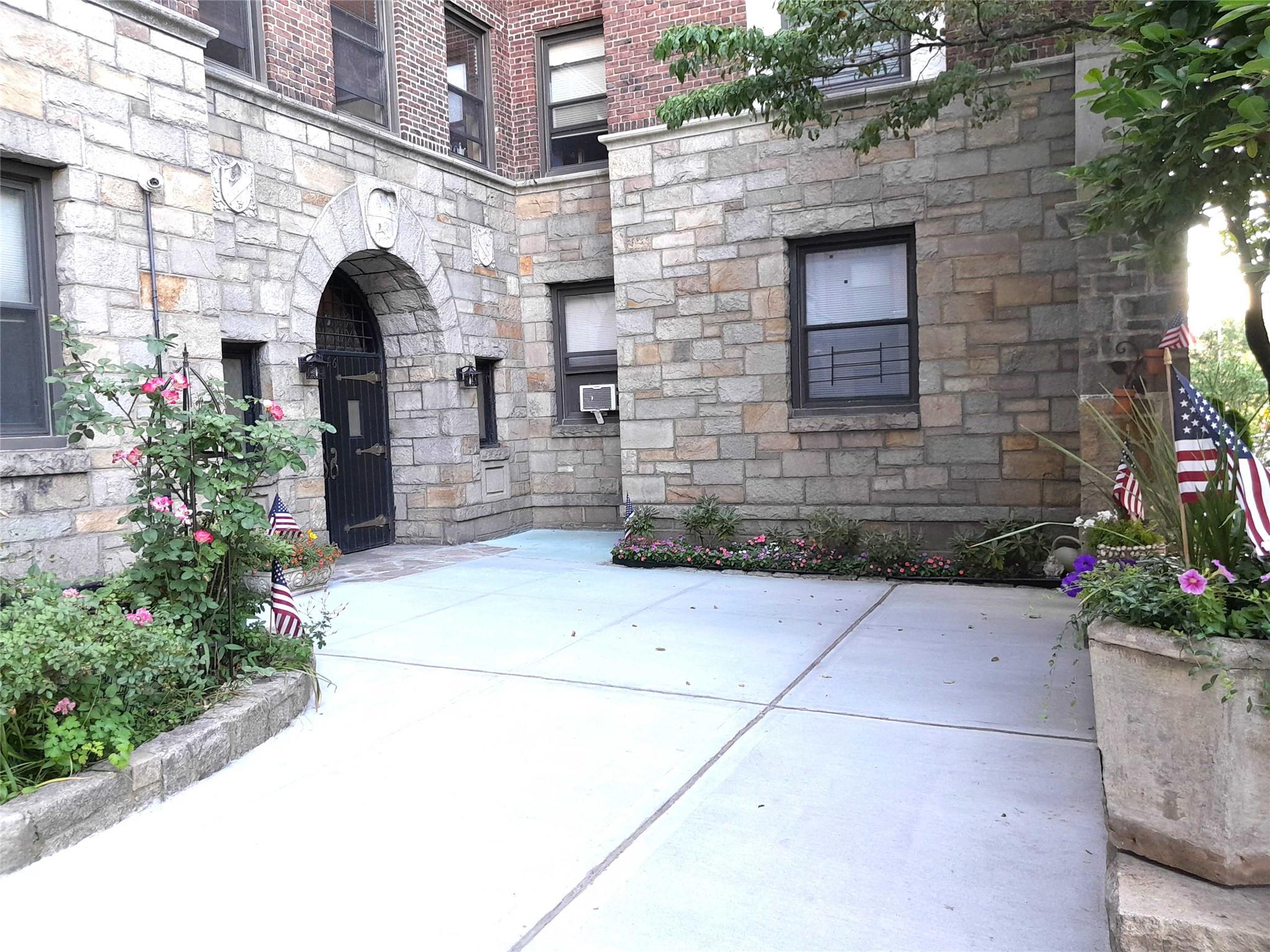 77-16 Austin Street # 5L, Forest Hills, NY 11375