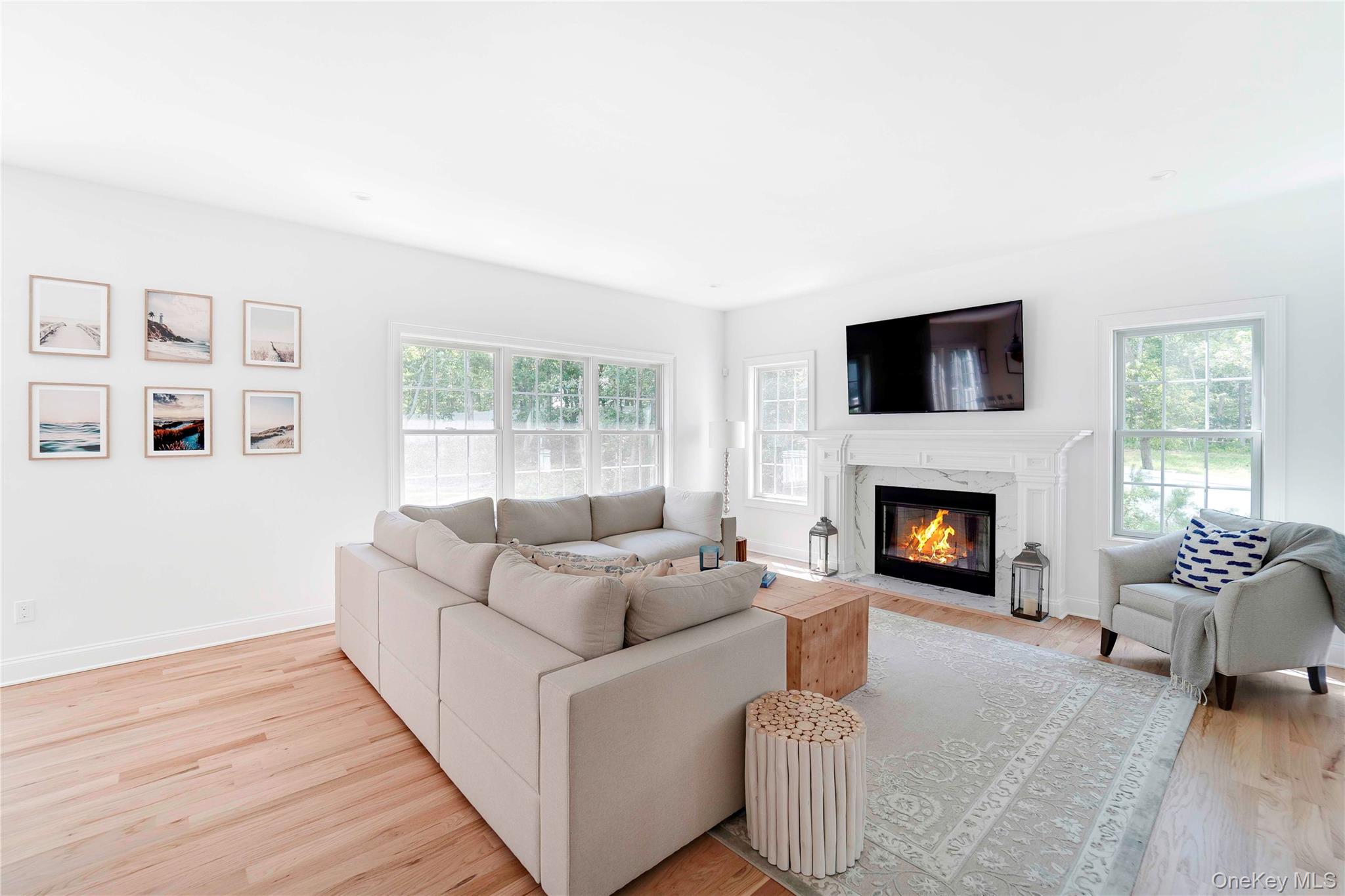 29 Gateway Court, Hampton Bays, NY 11946