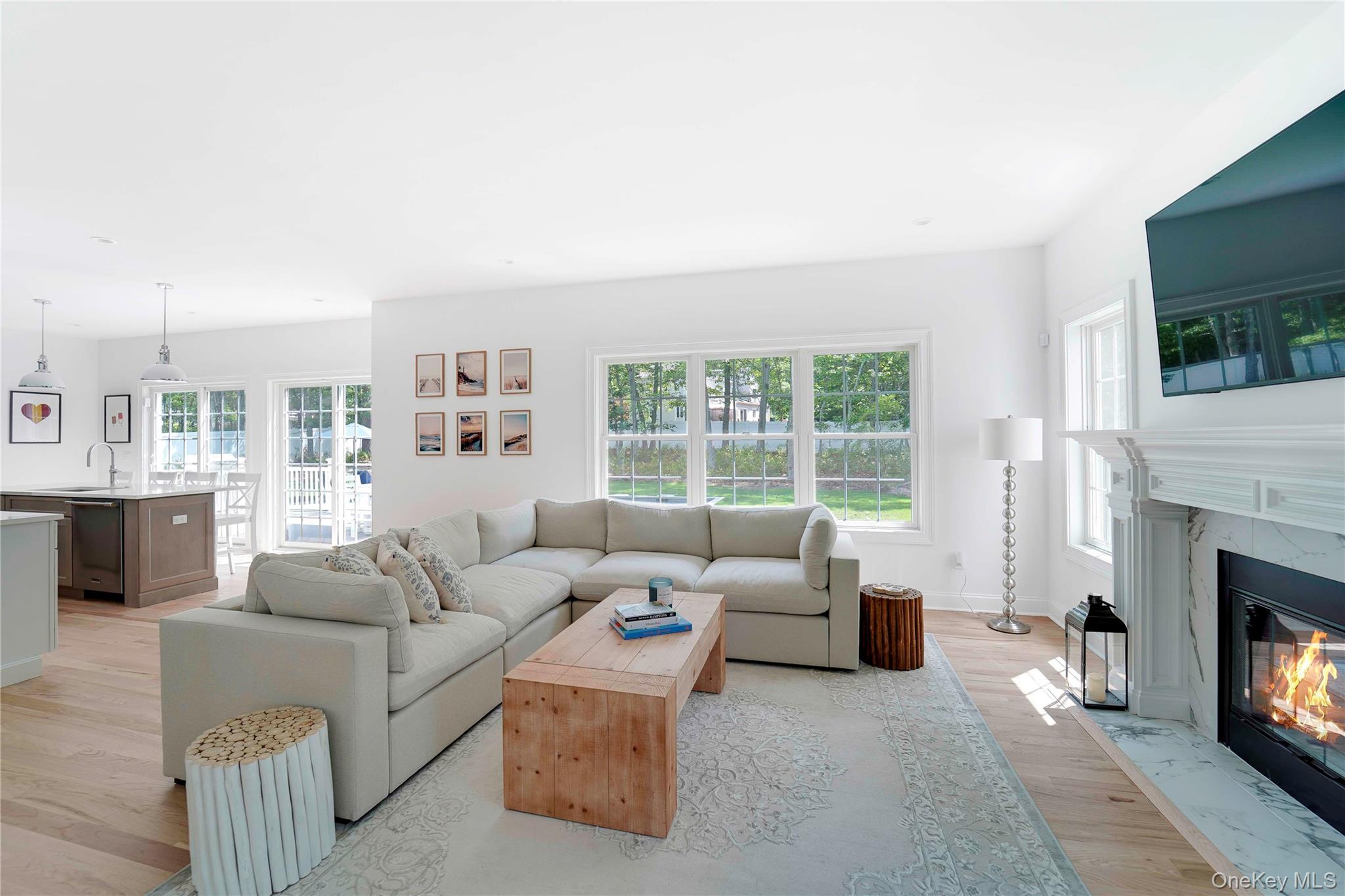 29 Gateway Court, Hampton Bays, NY 11946