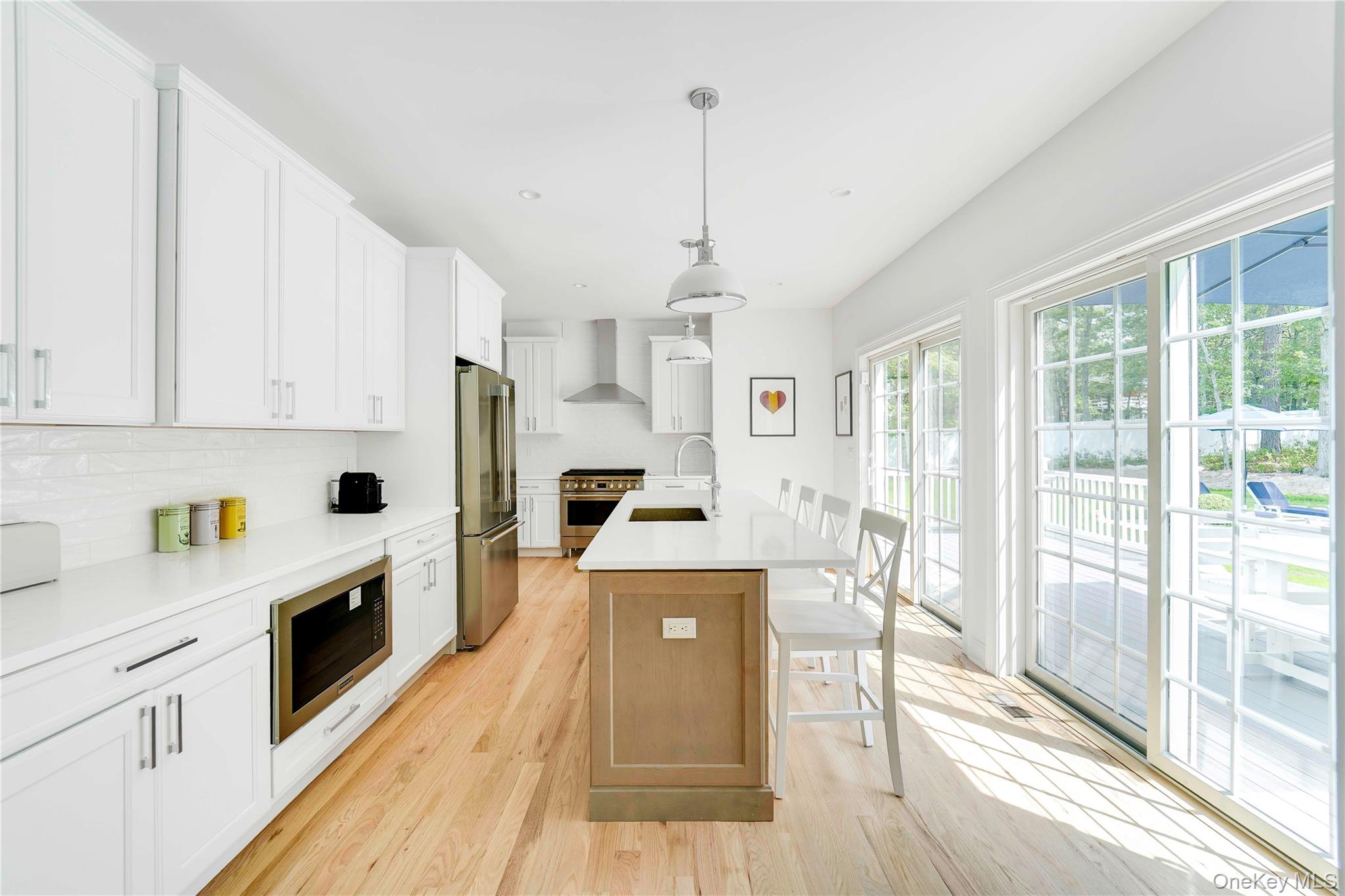 29 Gateway Court, Hampton Bays, NY 11946