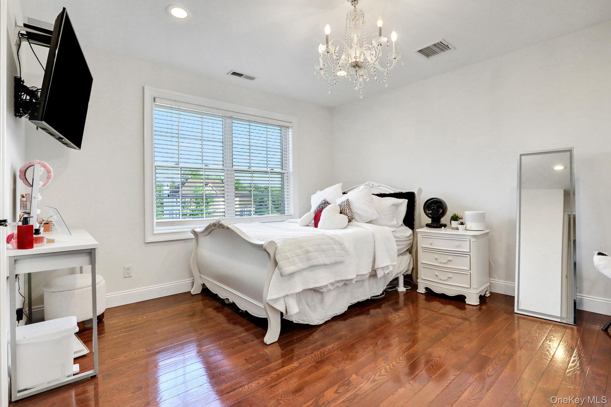 28 Viola Court, Wappingers Falls, NY 12590