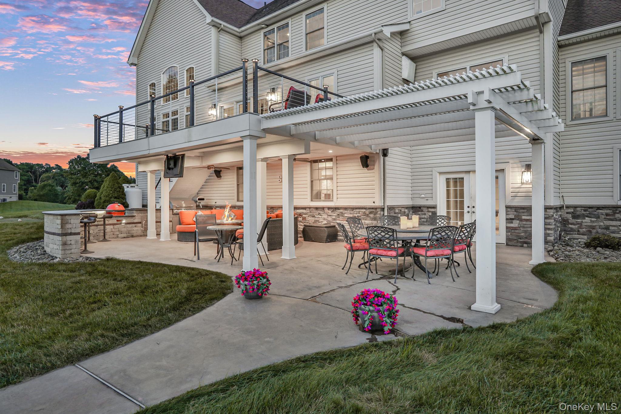 28 Viola Court, Wappingers Falls, NY 12590