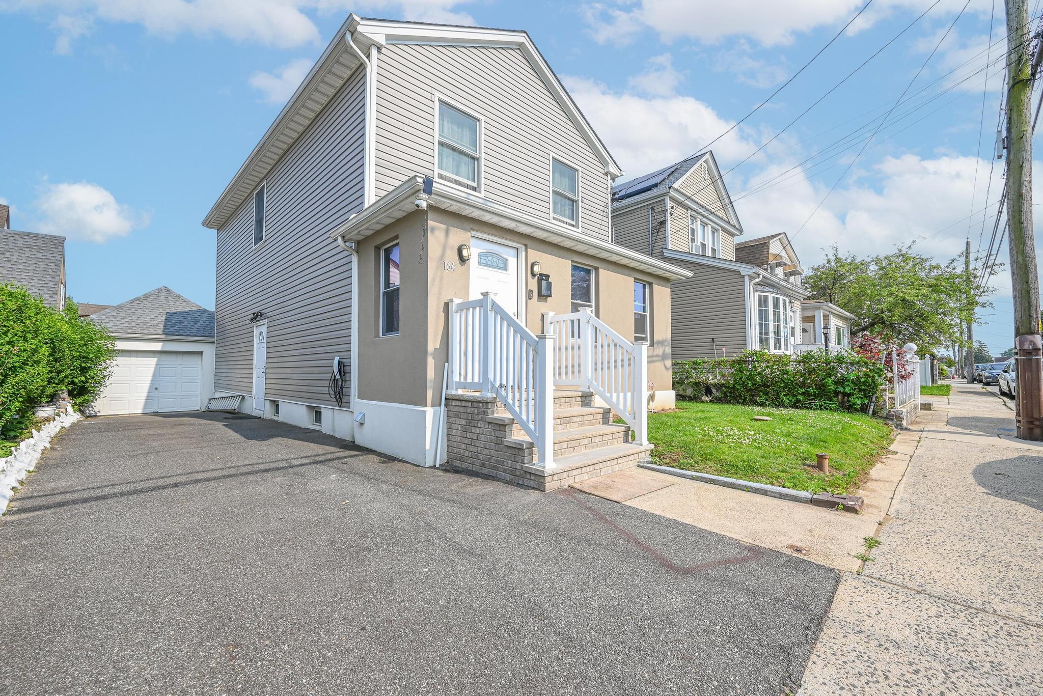 164 Biltmore Avenue, Elmont, NY 11003