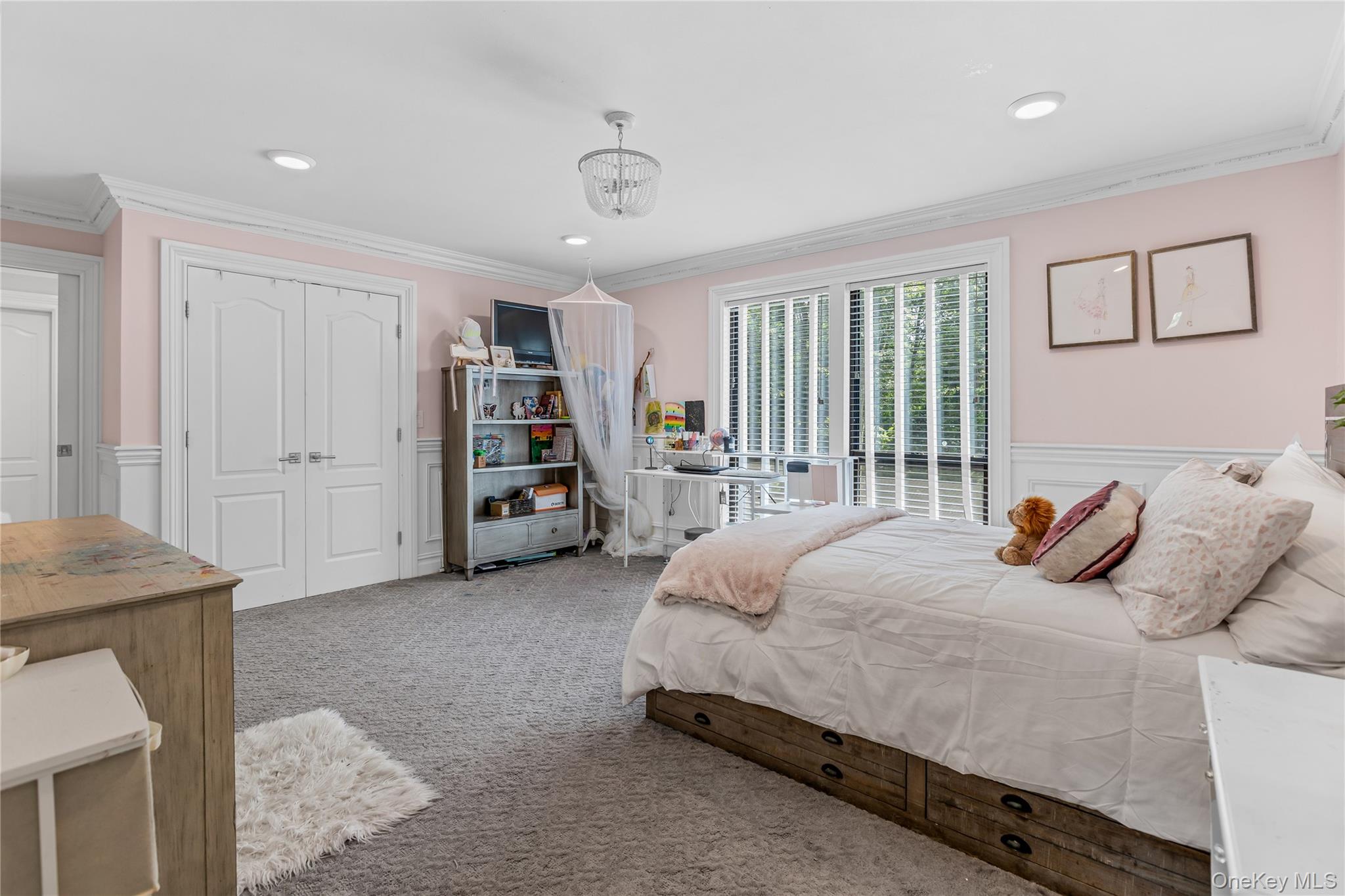 6 Fox Hunt Court, Huntington, NY 11743