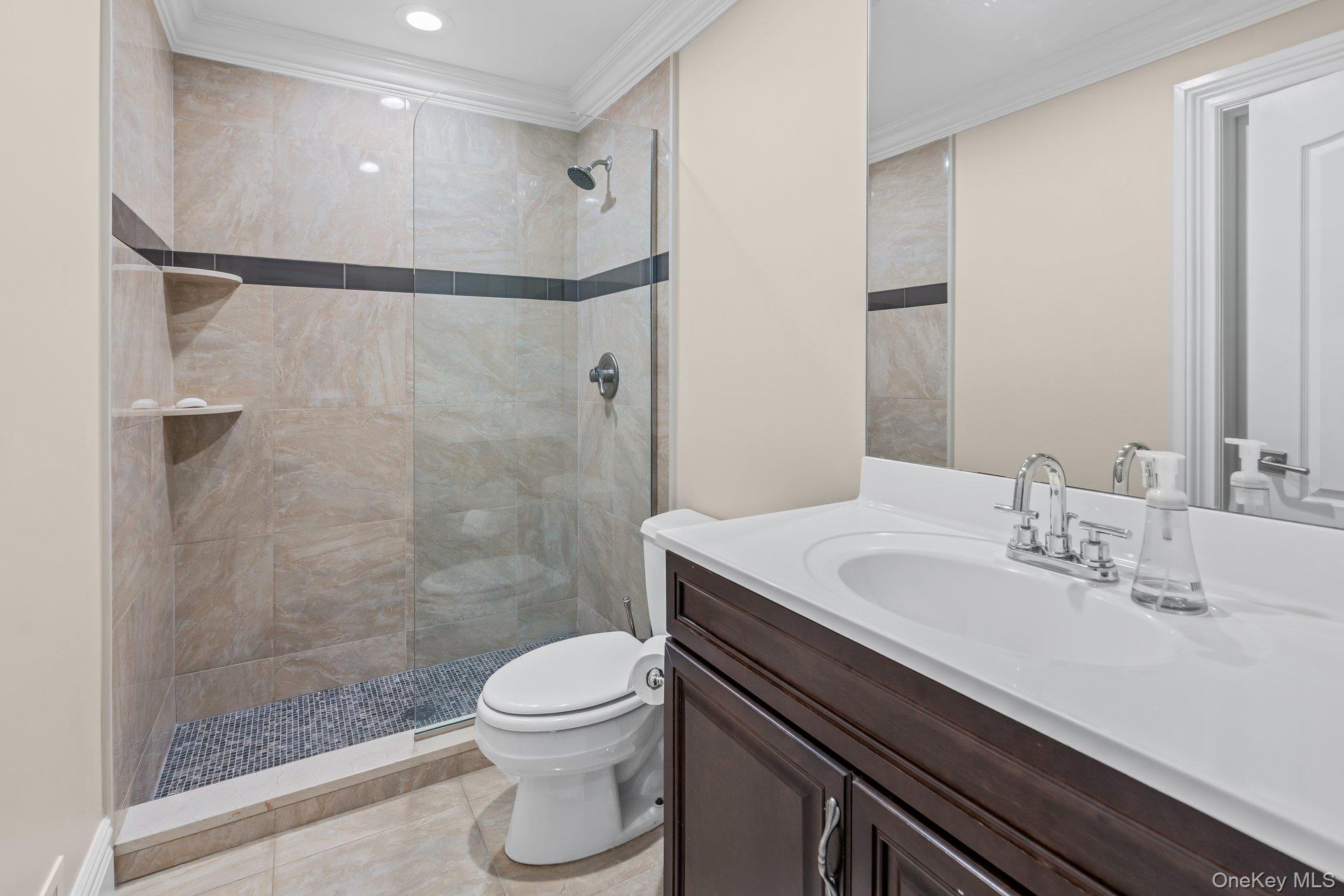 6 Fox Hunt Court, Huntington, NY 11743