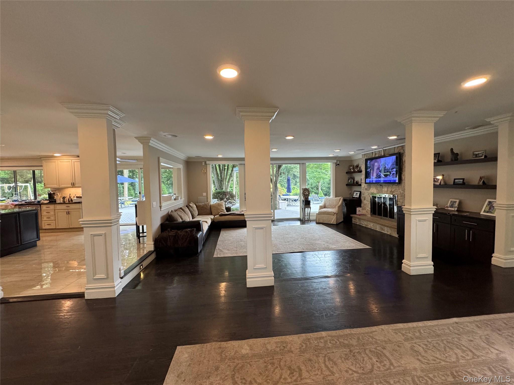 6 Fox Hunt Court, Huntington, NY 11743