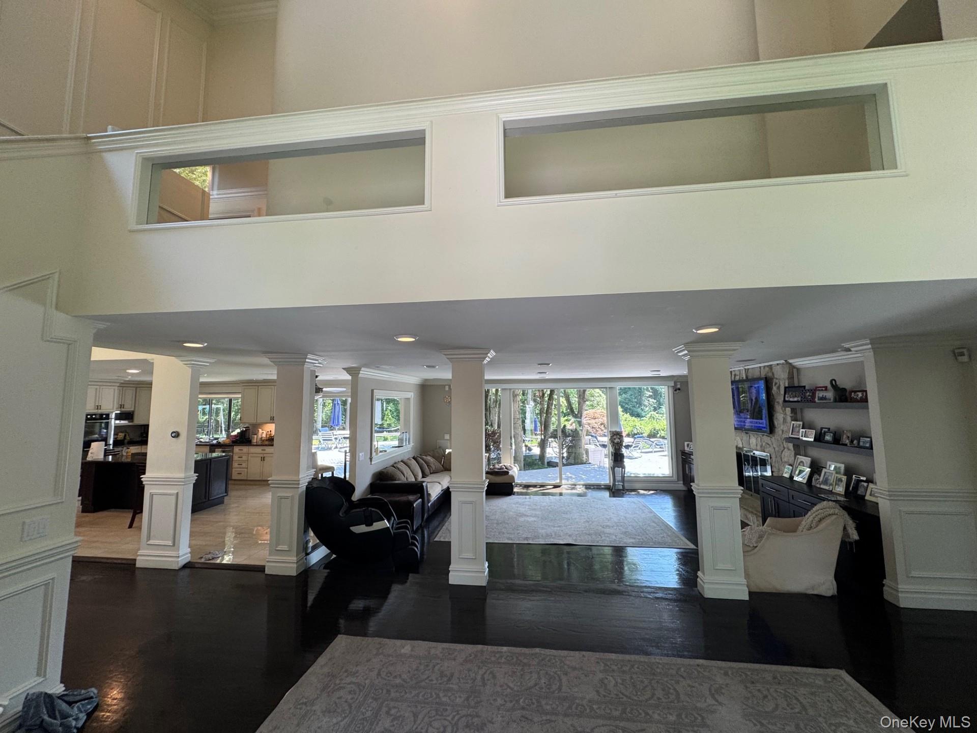 6 Fox Hunt Court, Huntington, NY 11743