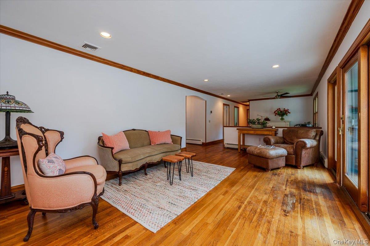 237 Oakwood Road, Huntington, NY 11743