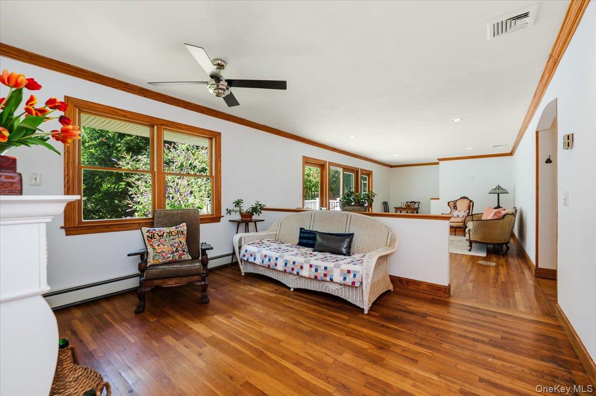 237 Oakwood Road, Huntington, NY 11743