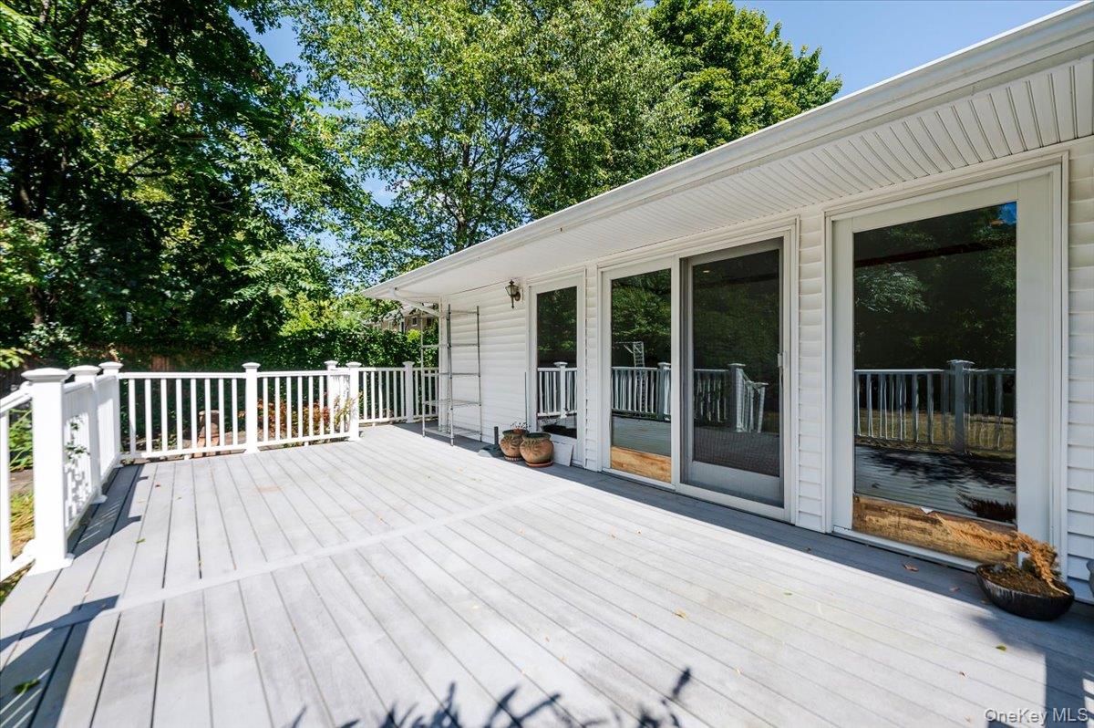 237 Oakwood Road, Huntington, NY 11743