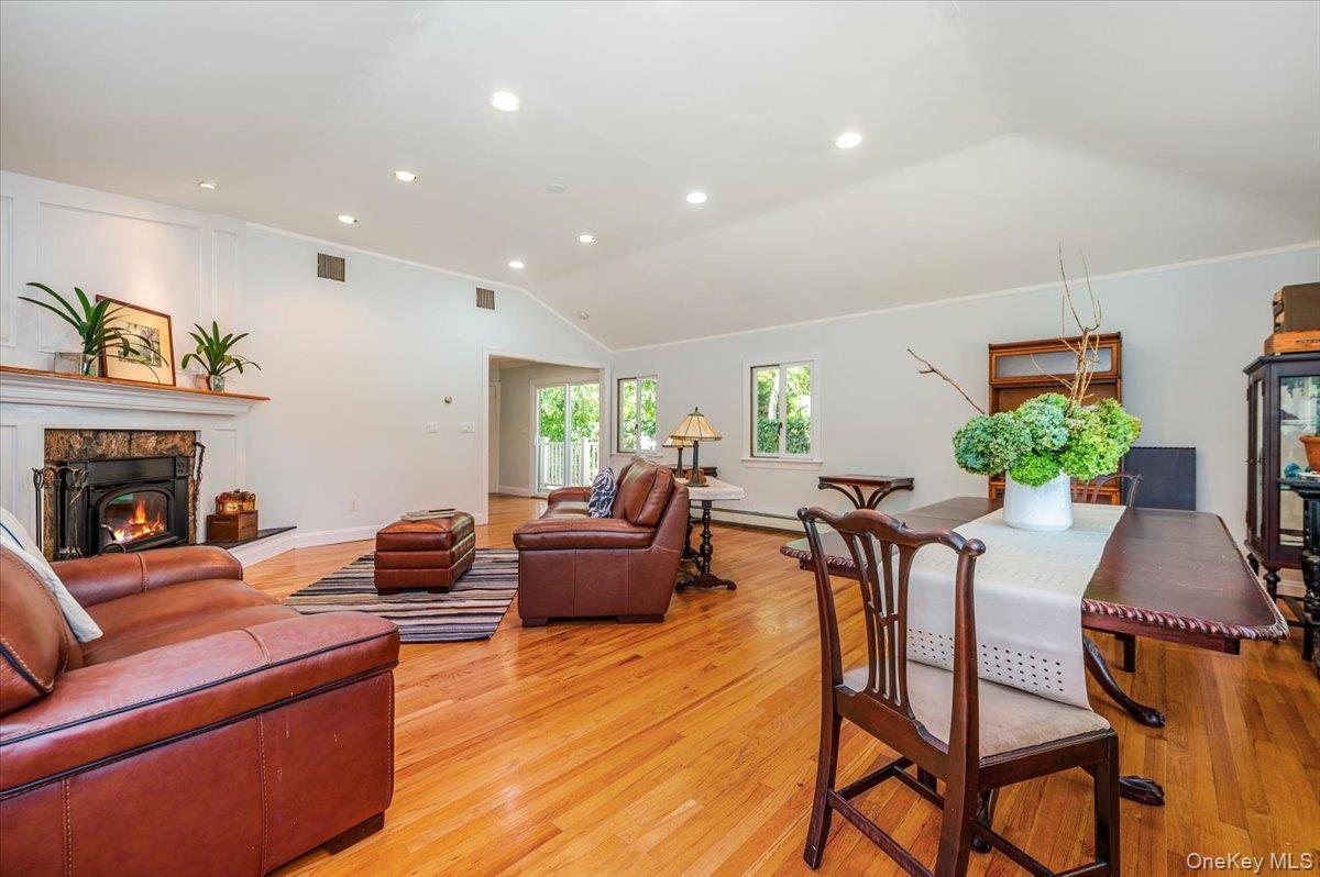 237 Oakwood Road, Huntington, NY 11743