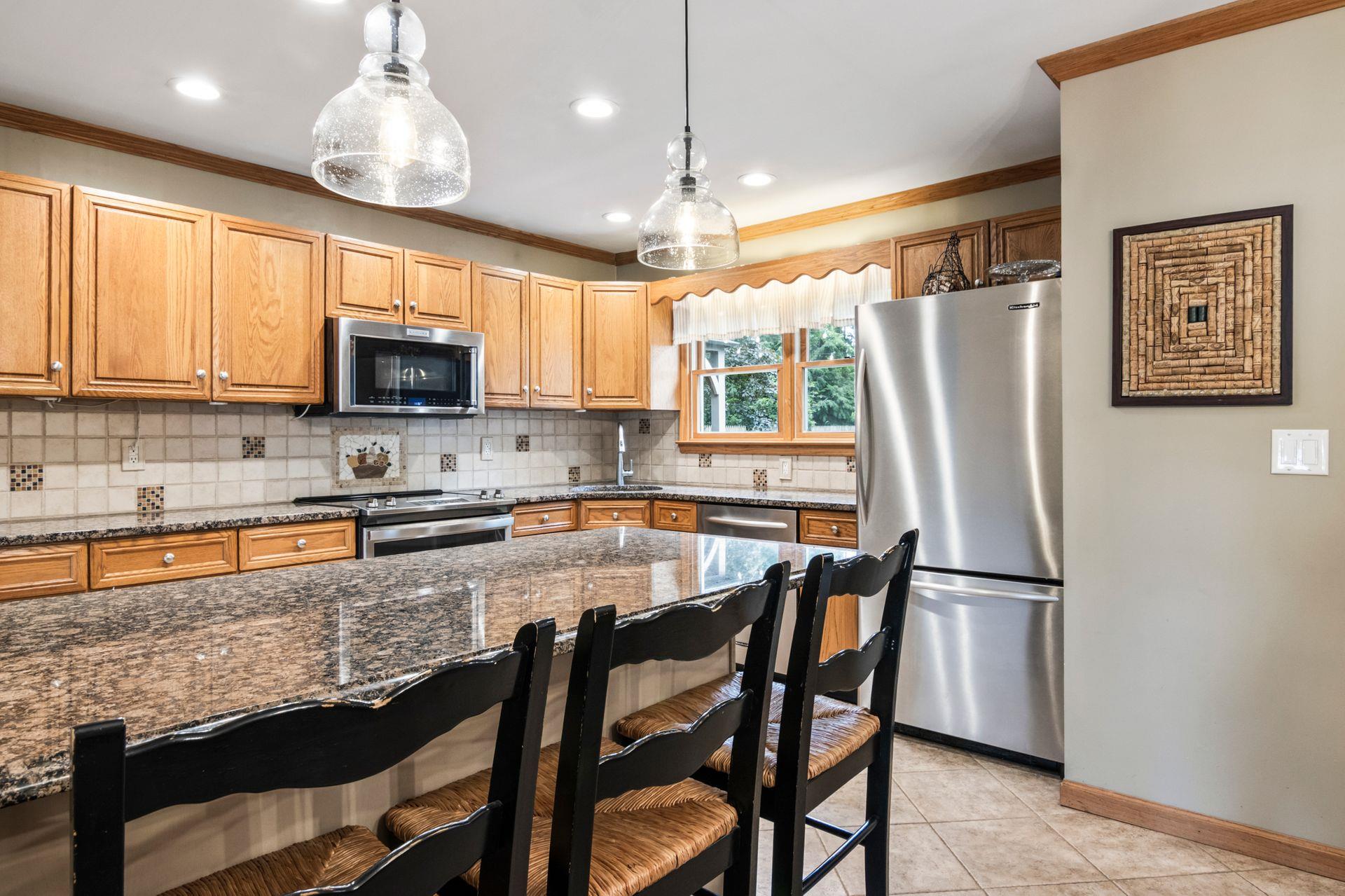 5 Barnaby Lane, Mount Sinai, NY 11766