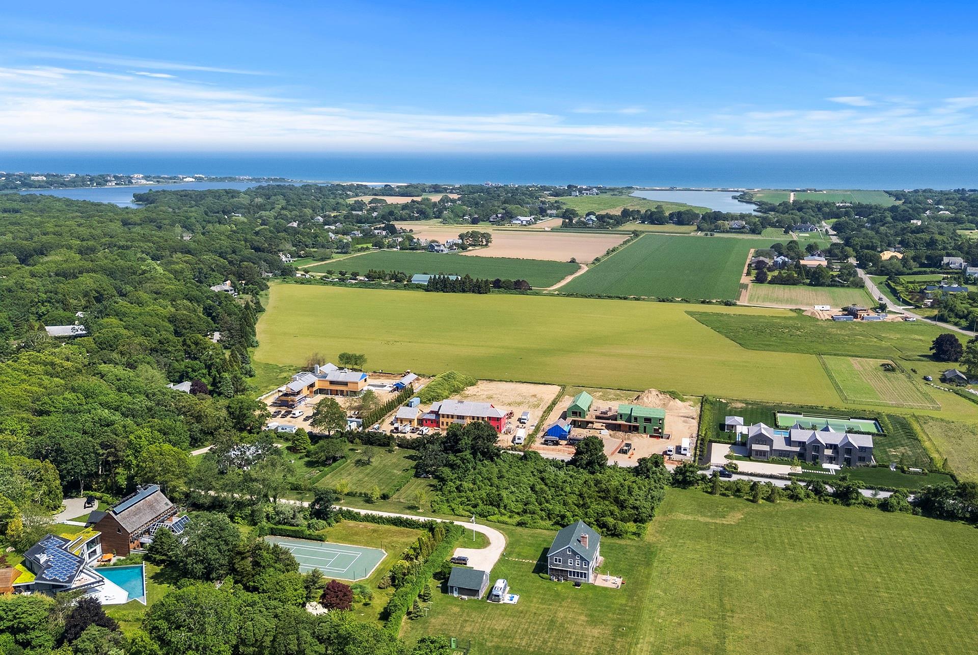 48 Sayres Path, Wainscott, NY 11975