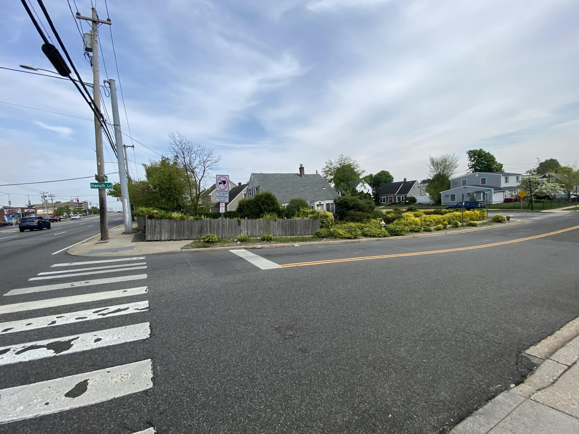 1 Ranch Lane, Levittown, NY 11756