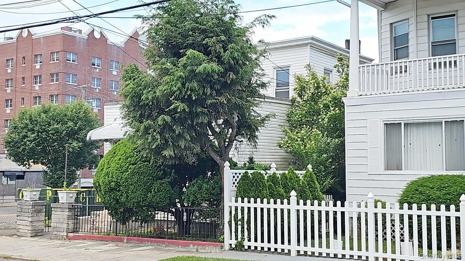 507 S 6th Avenue, Mount Vernon, NY 10550