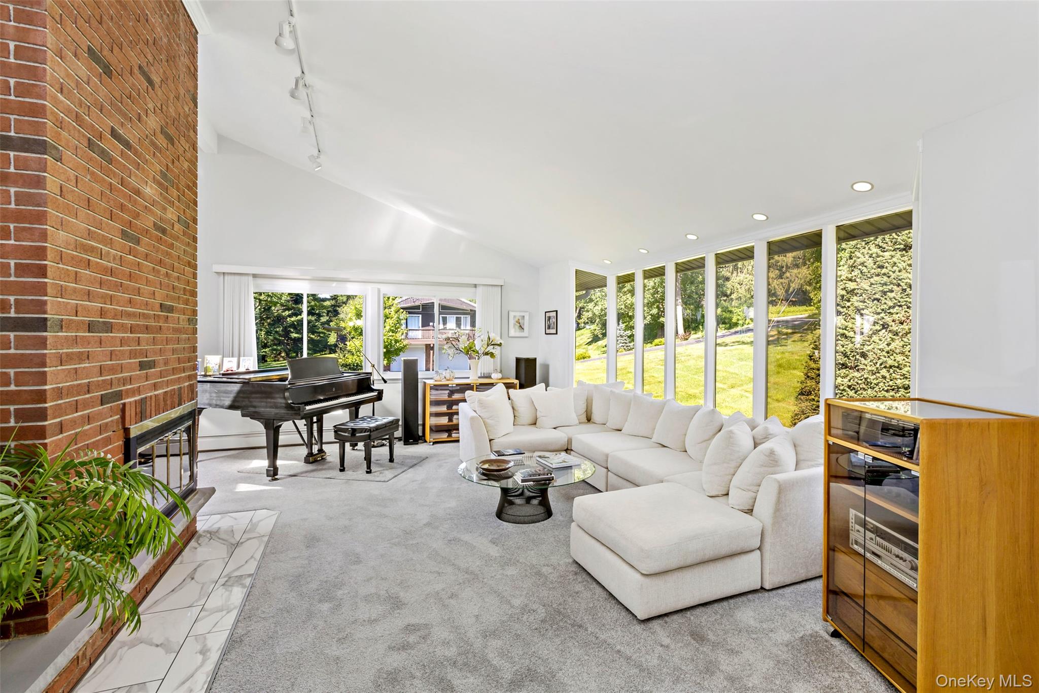 207 E Hook Road, Hopewell Junction, NY 12533