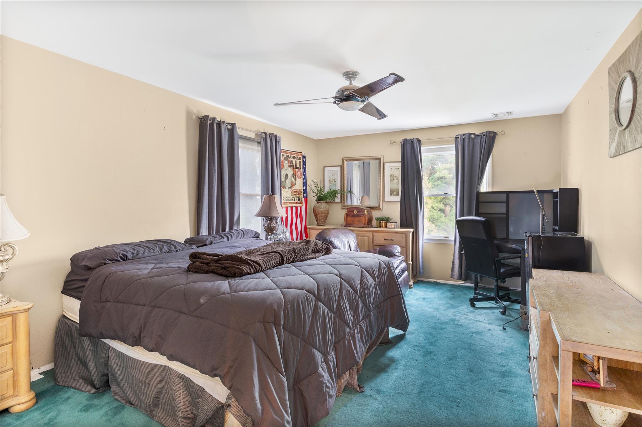 266 Park Avenue, Westbury, NY 11590