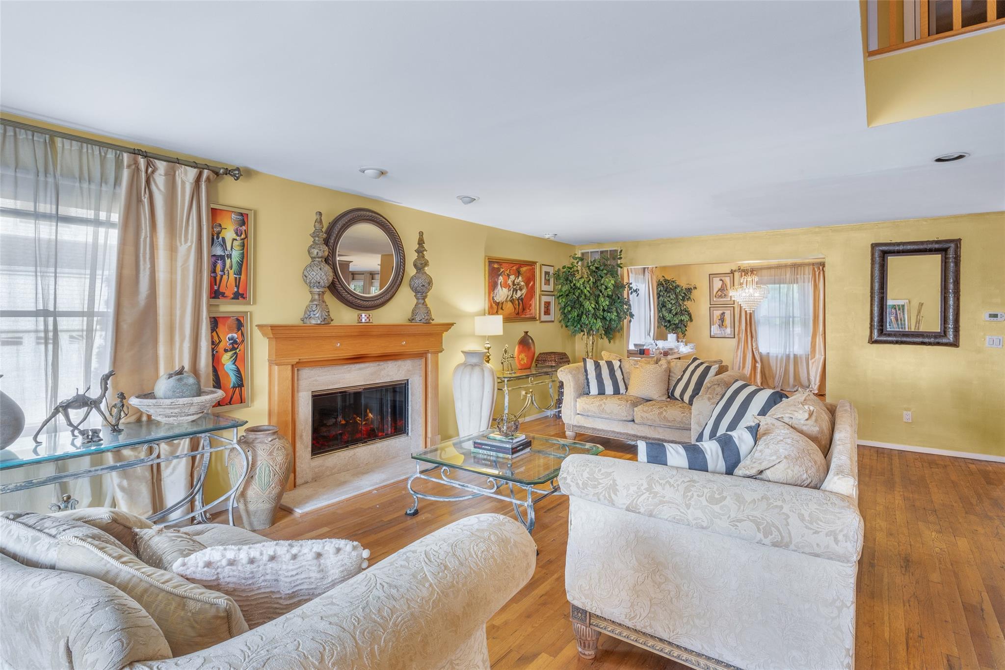 266 Park Avenue, Westbury, NY 11590