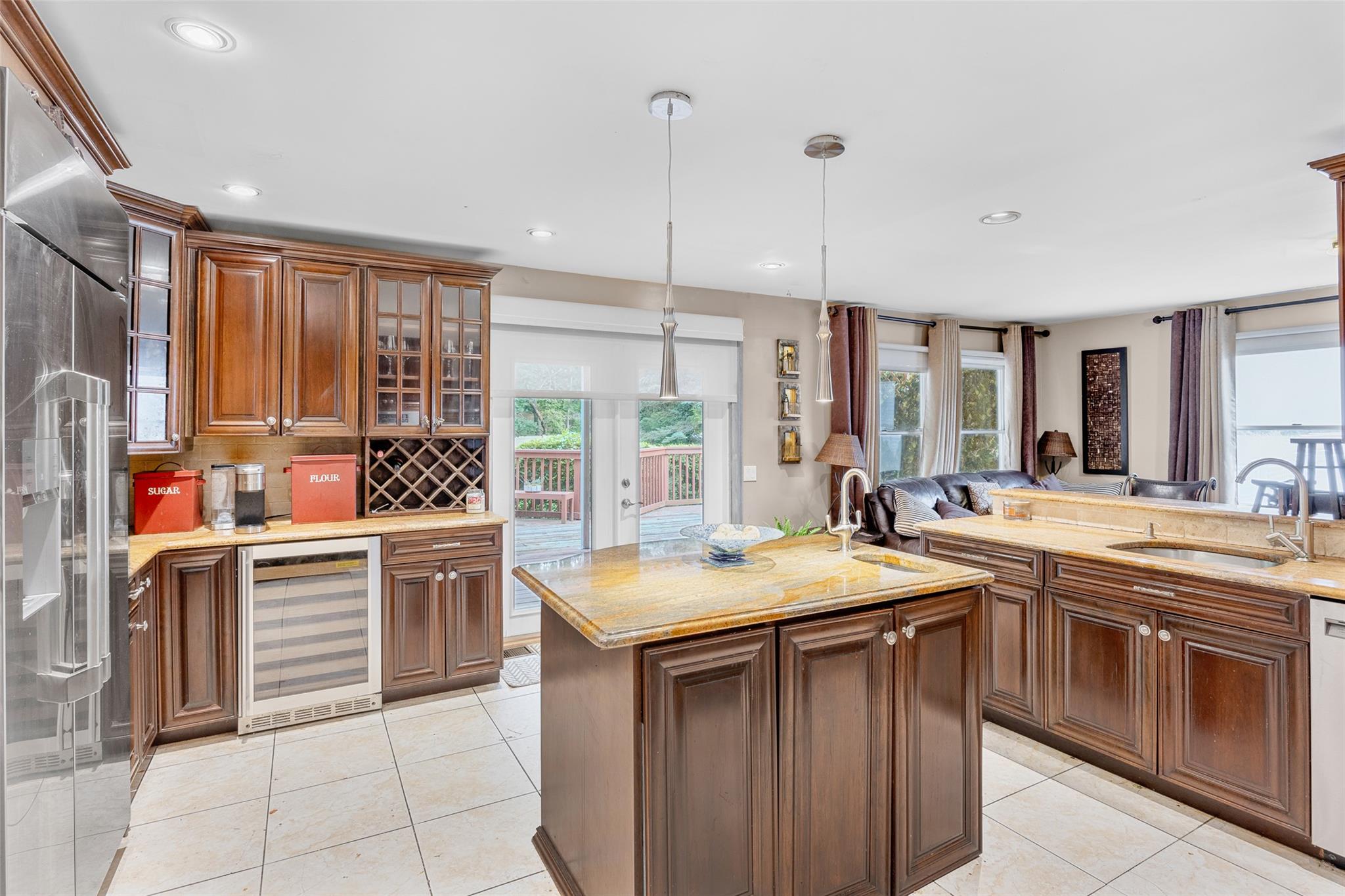 266 Park Avenue, Westbury, NY 11590