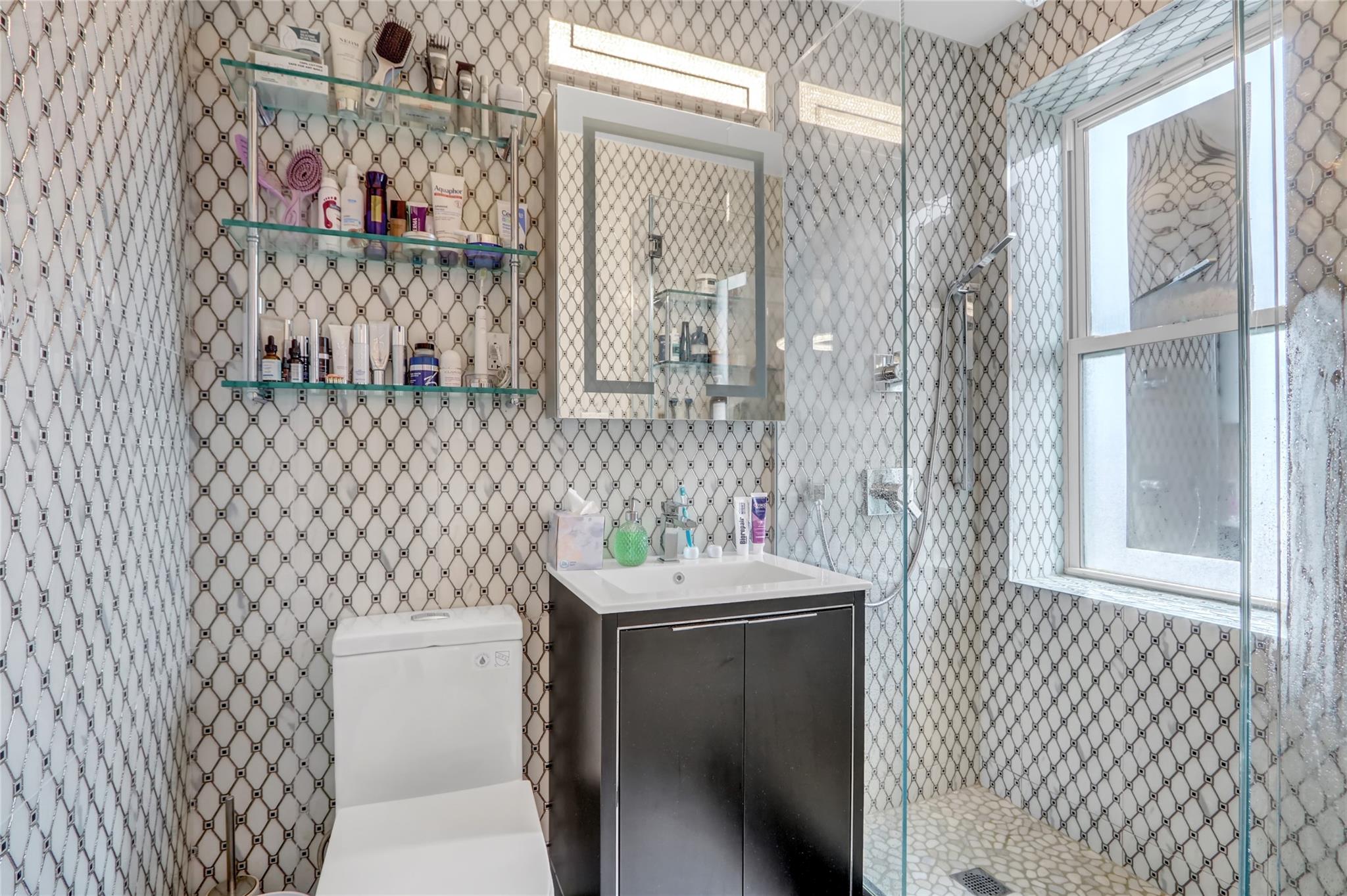 100-25 Queens Boulevard # 7N, Forest Hills, NY 11375