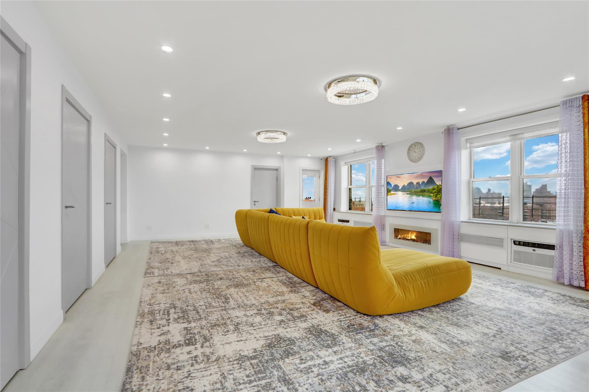 100-25 Queens Boulevard # 7N, Forest Hills, NY 11375