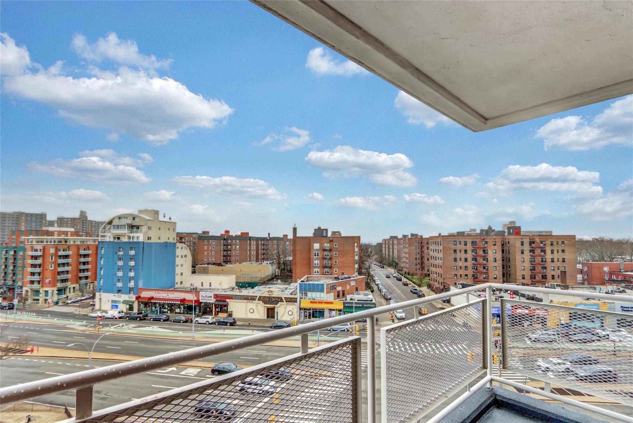 100-25 Queens Boulevard # 7N, Forest Hills, NY 11375