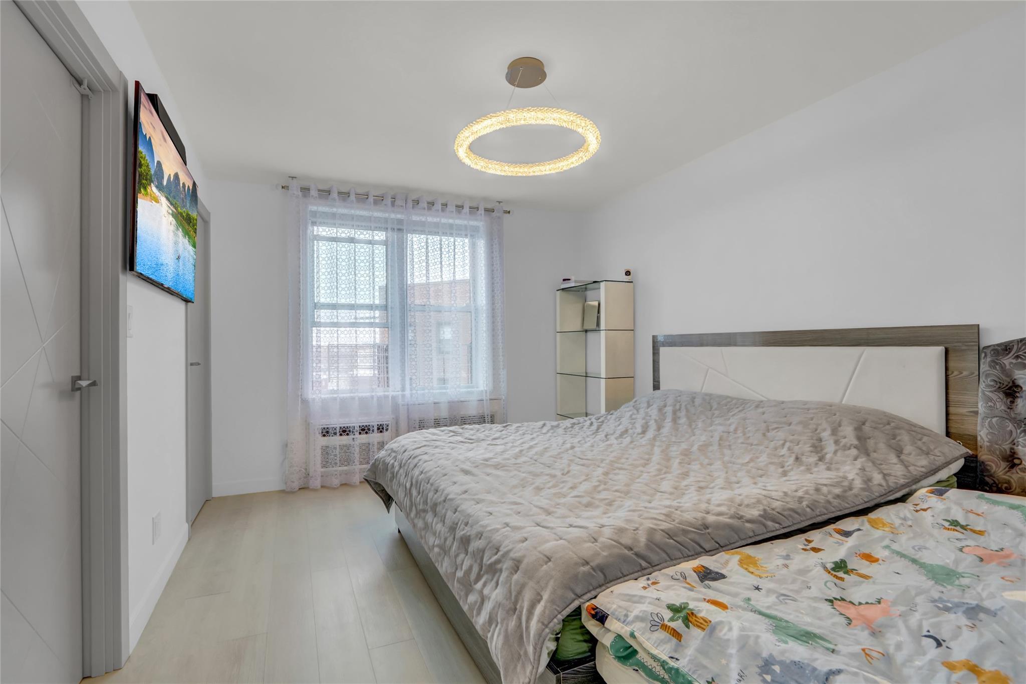 100-25 Queens Boulevard # 7N, Forest Hills, NY 11375