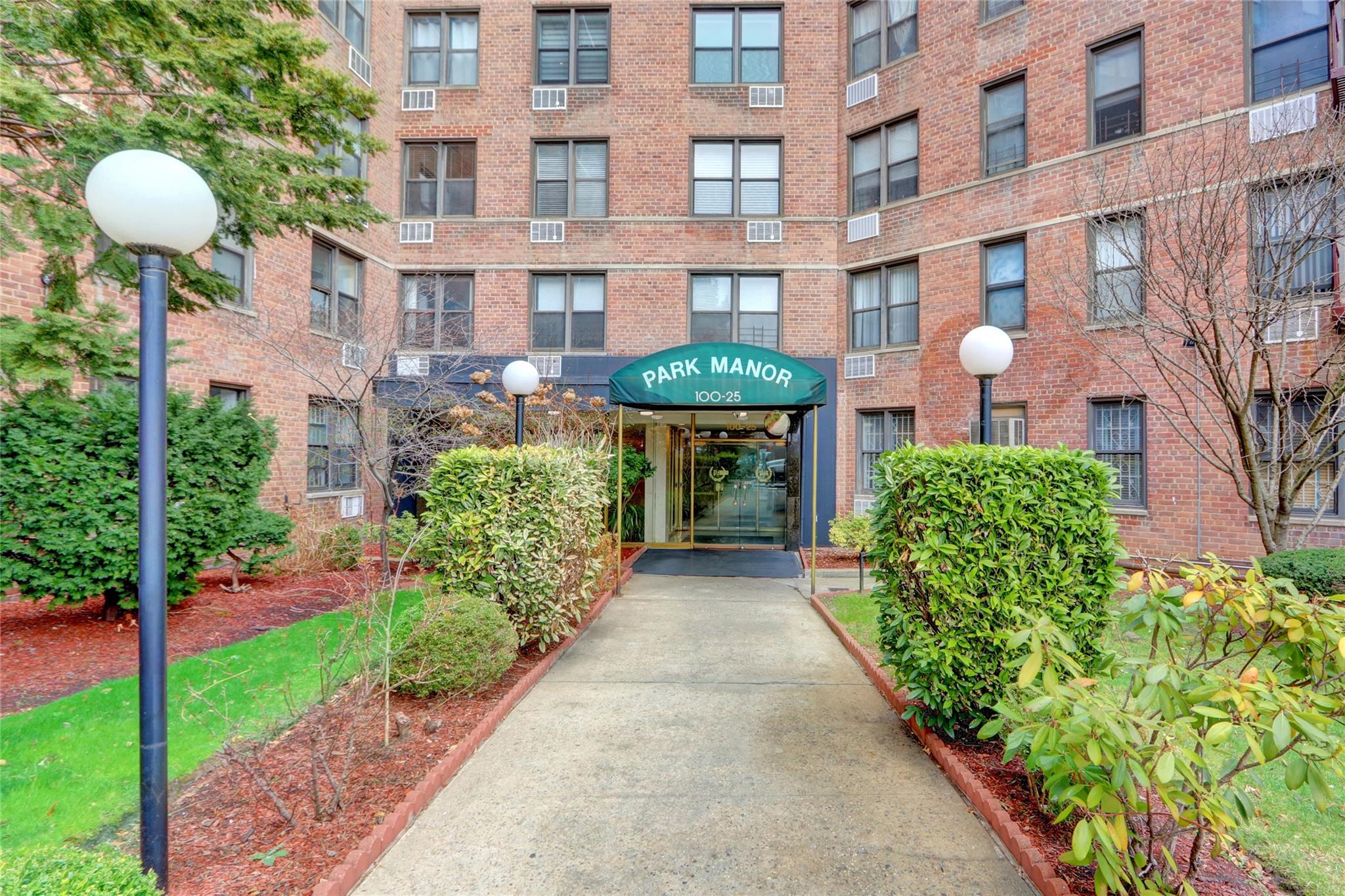 100-25 Queens Boulevard # 7N, Forest Hills, NY 11375