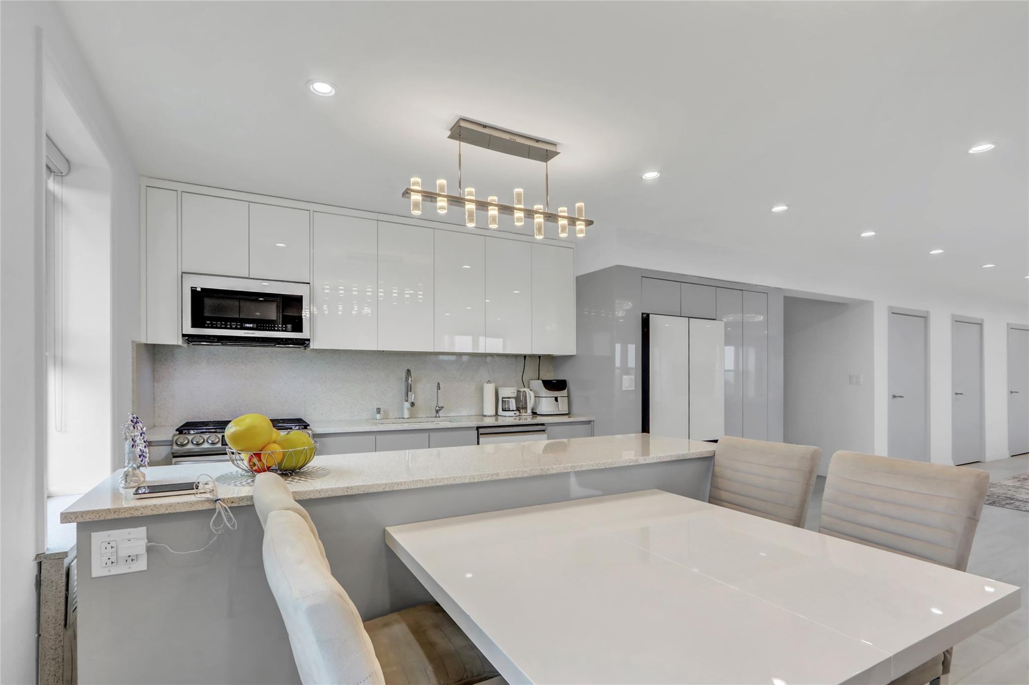 100-25 Queens Boulevard # 7N, Forest Hills, NY 11375