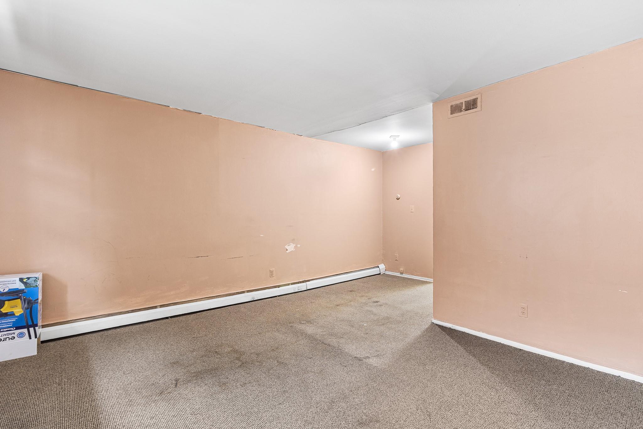 490 Main Street # A7, Farmingdale, NY 11735