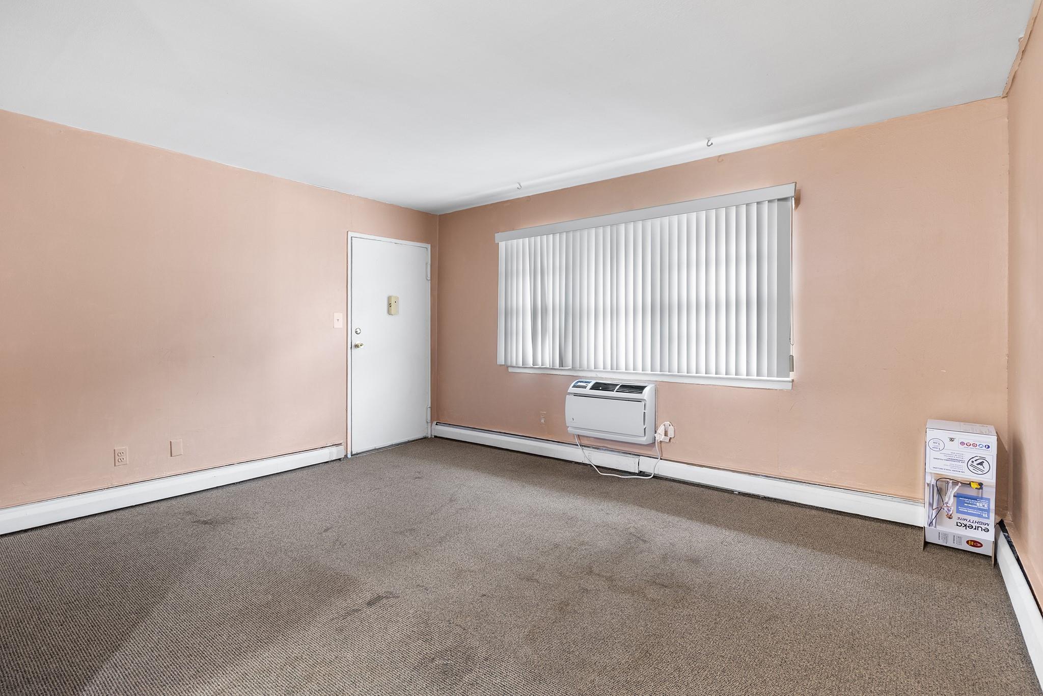 490 Main Street # A7, Farmingdale, NY 11735