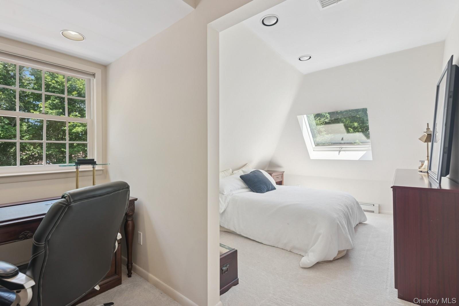 9 Swan Place, Nissequogue, NY 11780