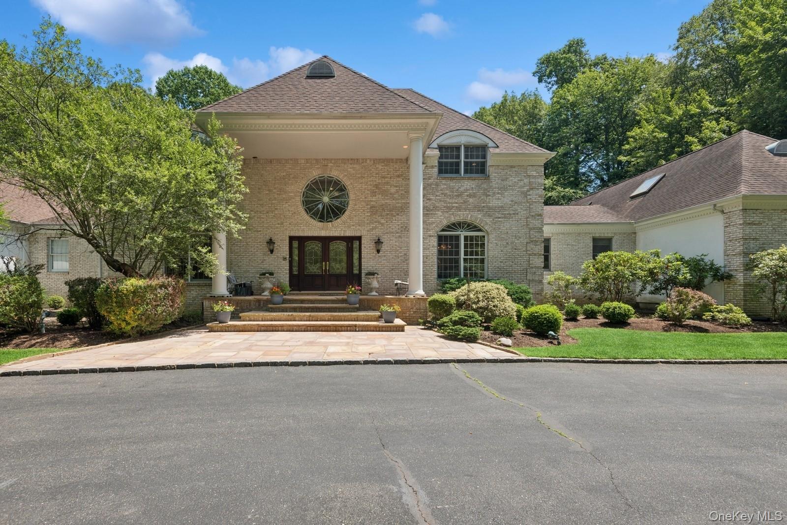 9 Swan Place, Nissequogue, NY 11780