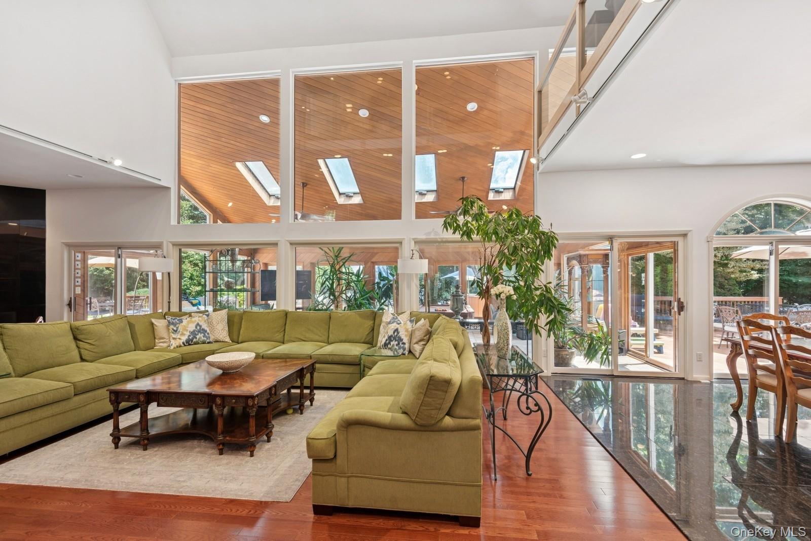 9 Swan Place, Nissequogue, NY 11780