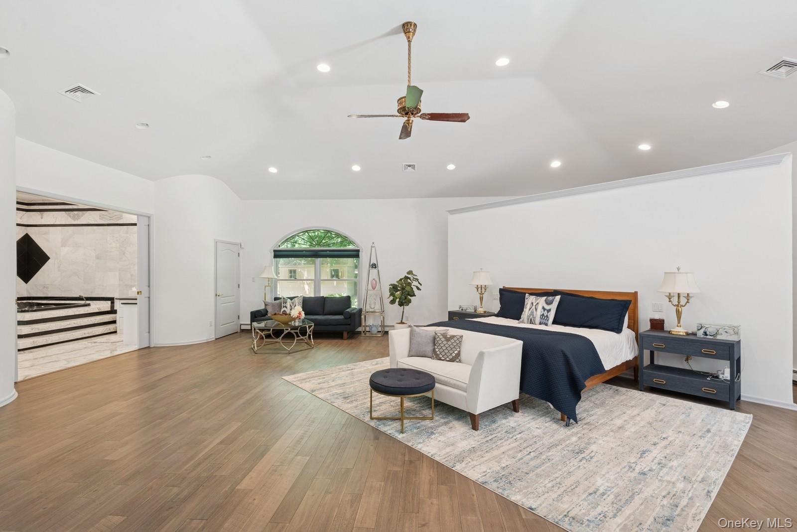 9 Swan Place, Nissequogue, NY 11780