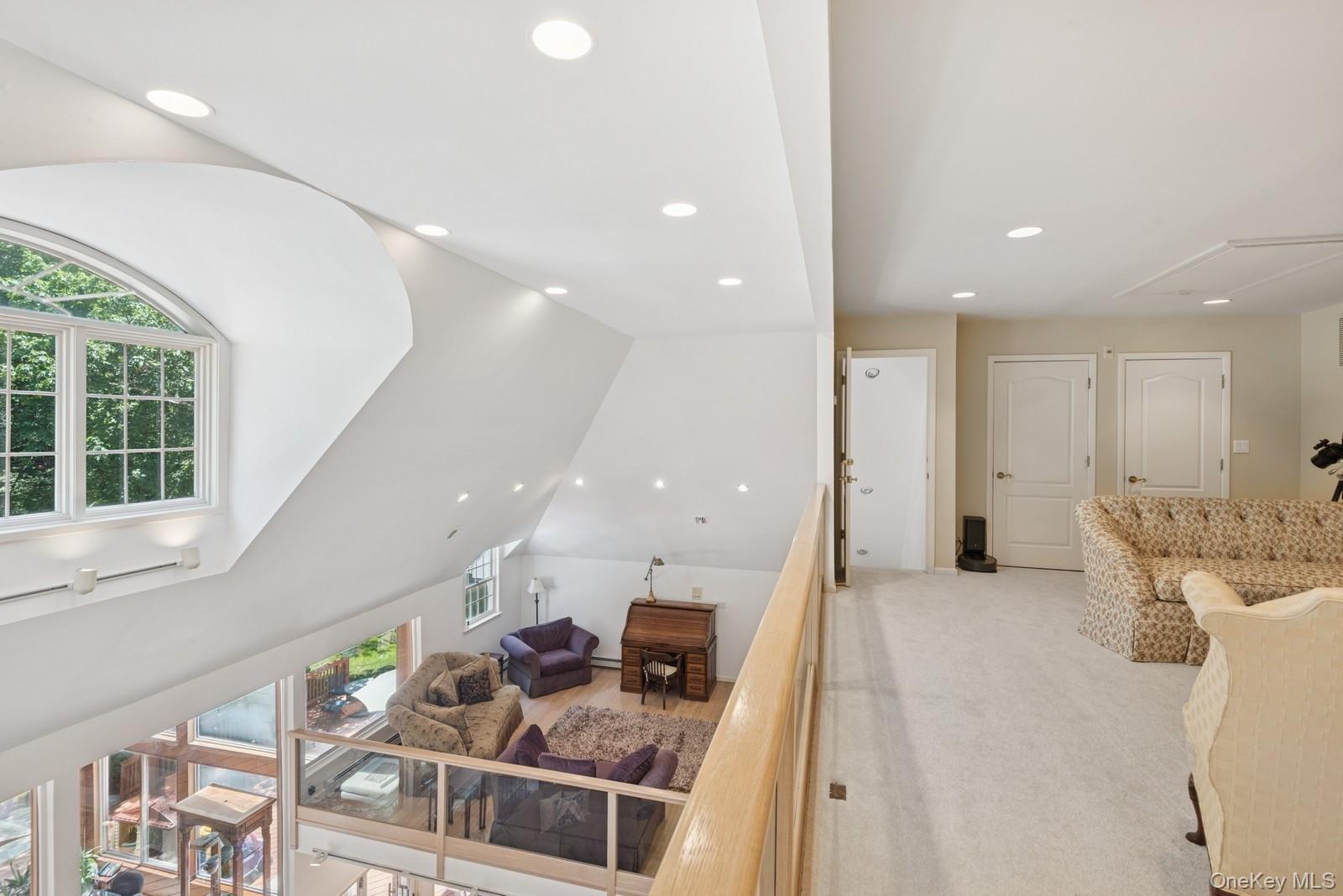 9 Swan Place, Nissequogue, NY 11780