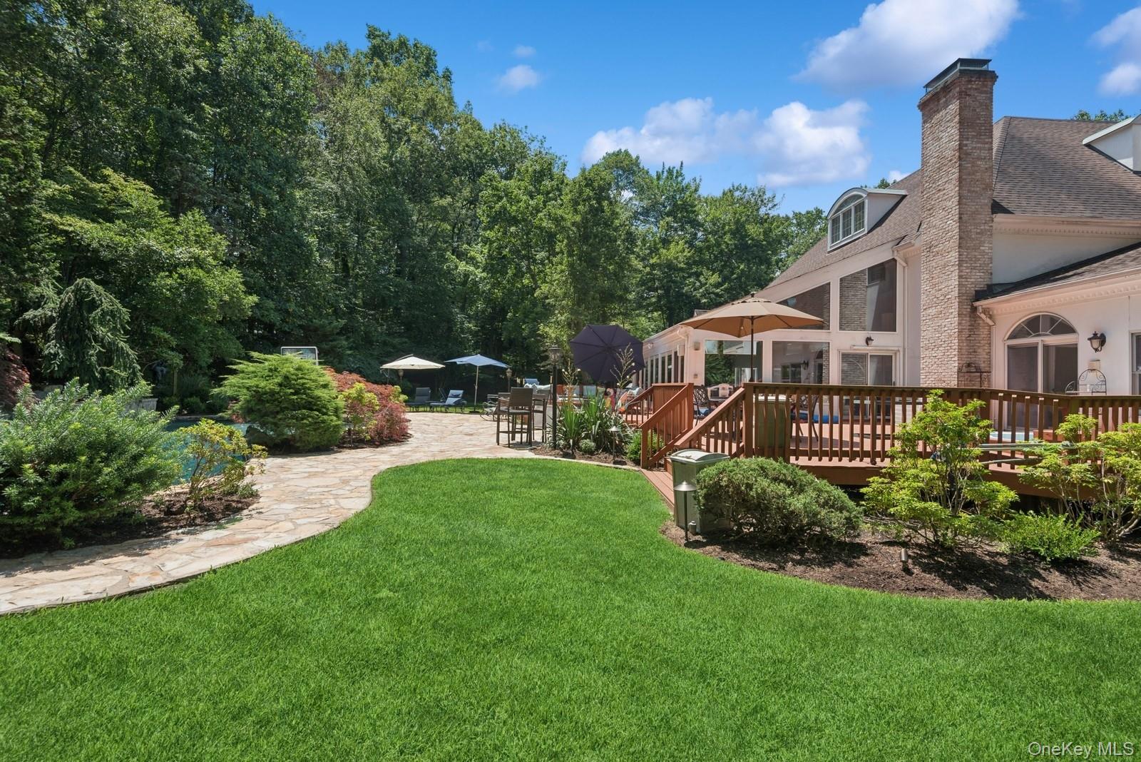 9 Swan Place, Nissequogue, NY 11780