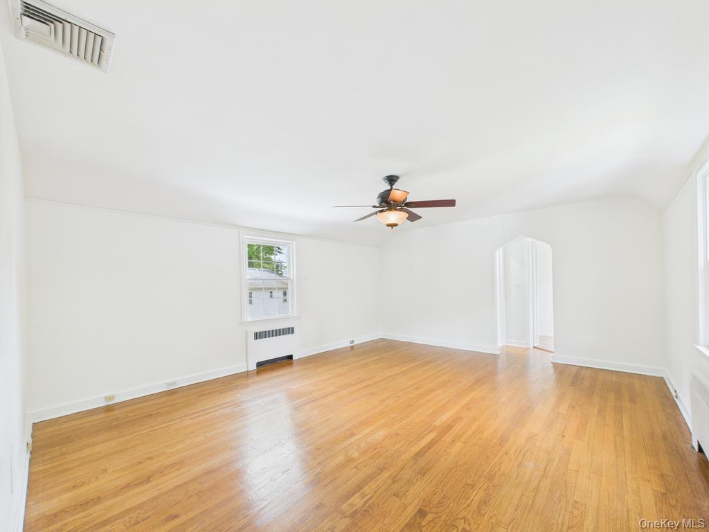 75 Lord Kitchener Road, New Rochelle, NY 10804