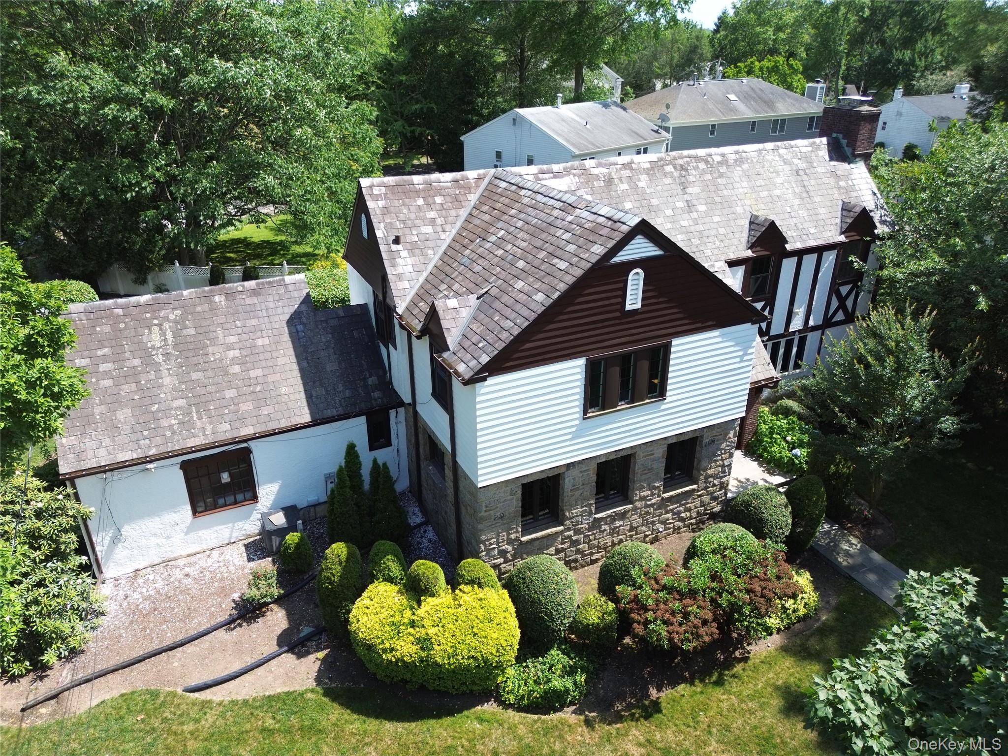 75 Lord Kitchener Road, New Rochelle, NY 10804