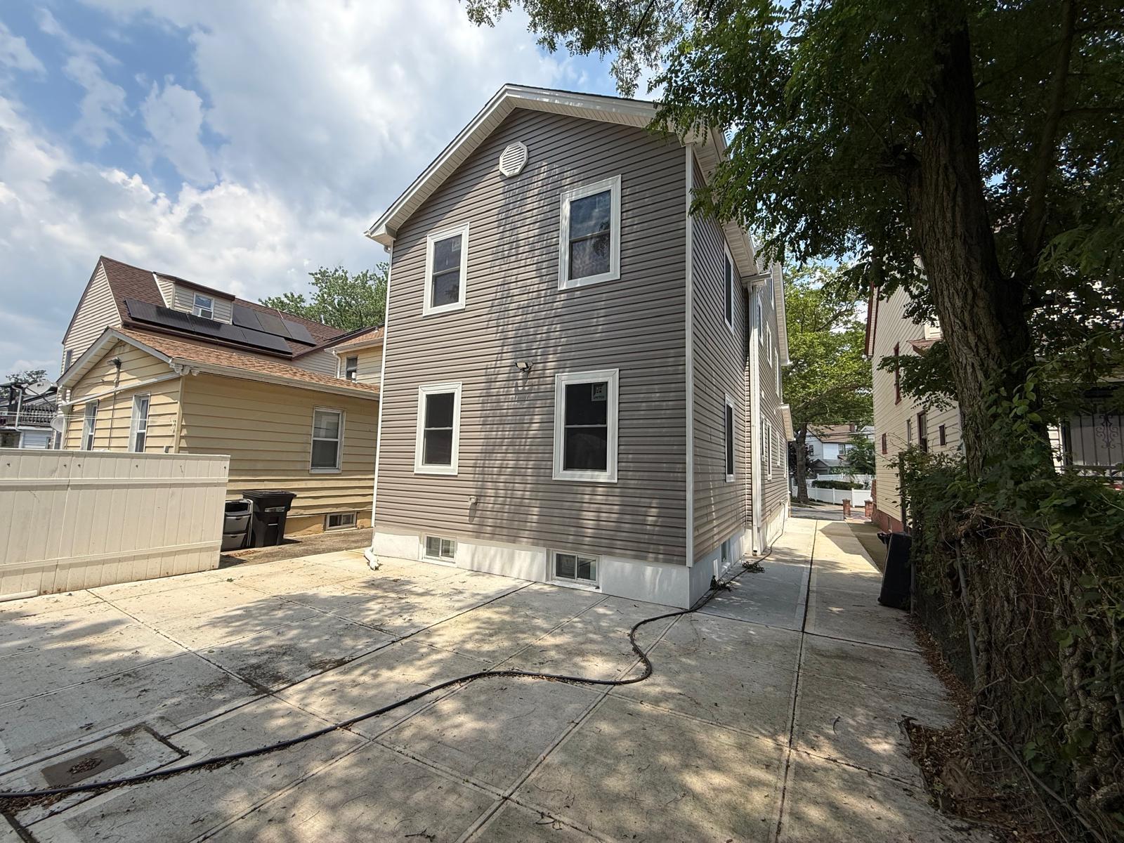 14632 Huxley Street, Rosedale, NY 11422