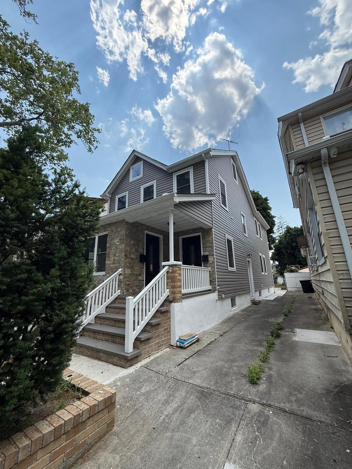 14632 Huxley Street, Rosedale, NY 11422