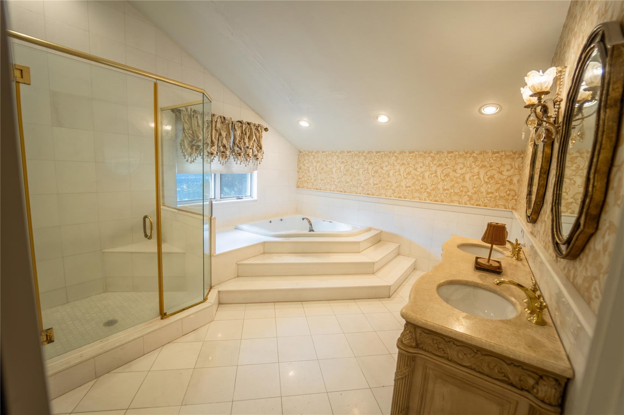 6 Cambridge Drive, Village of the Branch, NY 11787