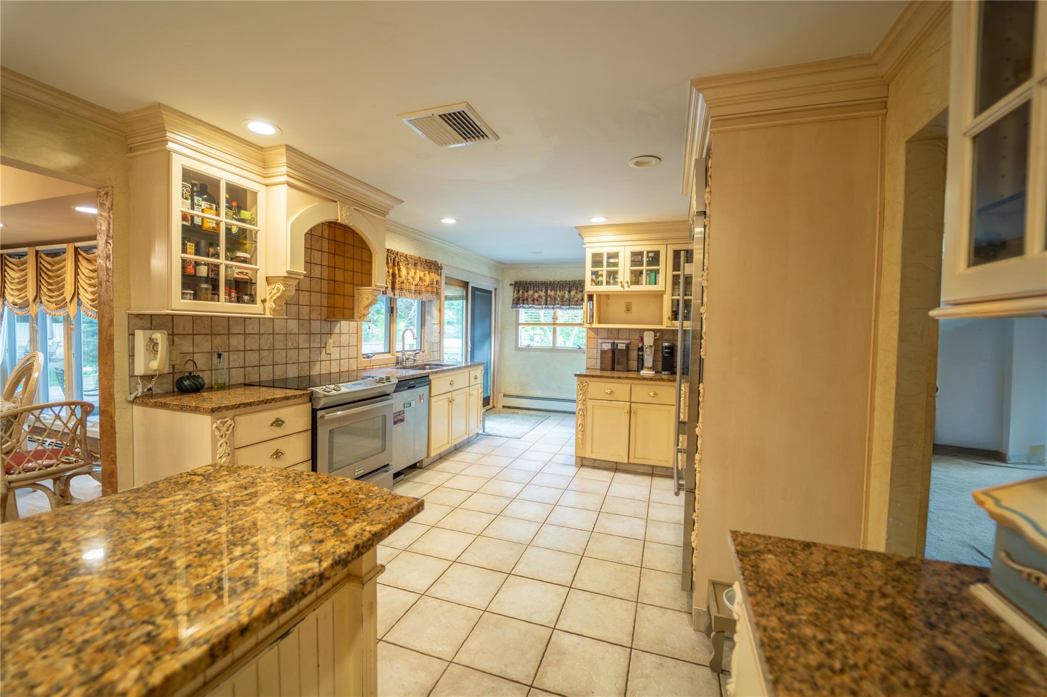 6 Cambridge Drive, Village of the Branch, NY 11787