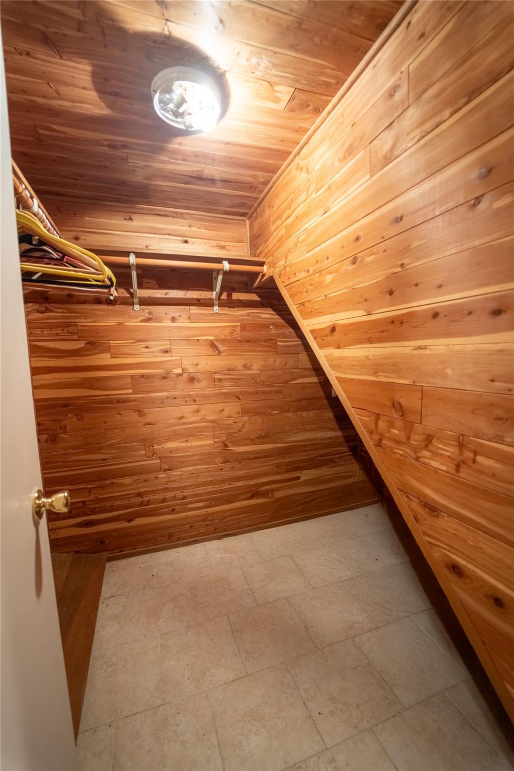 6 Cambridge Drive, Village of the Branch, NY 11787