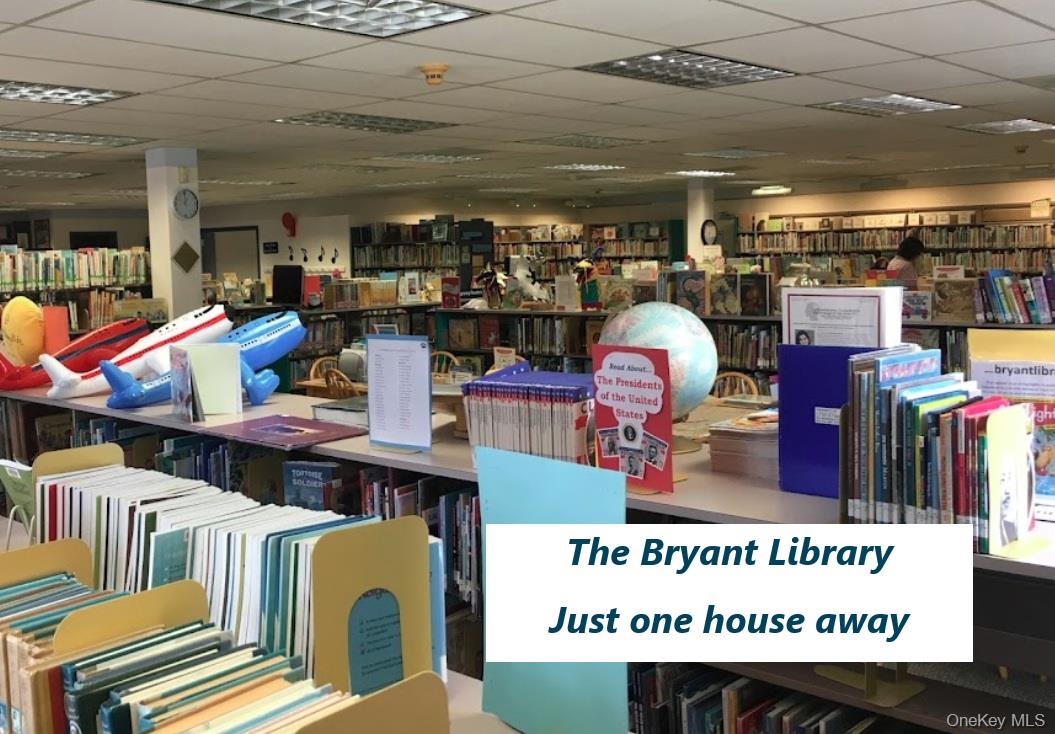 90 E Broadway, Roslyn, NY 11576