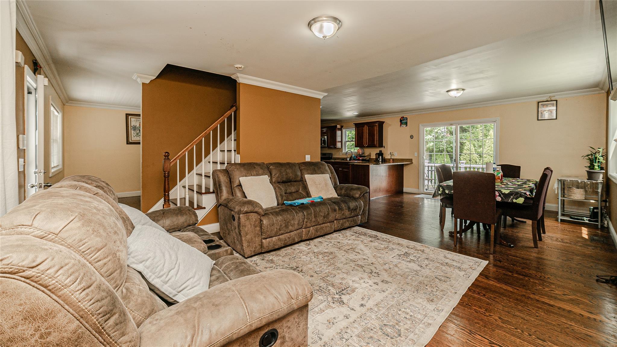 5 Ormond Place, Mastic, NY 11950