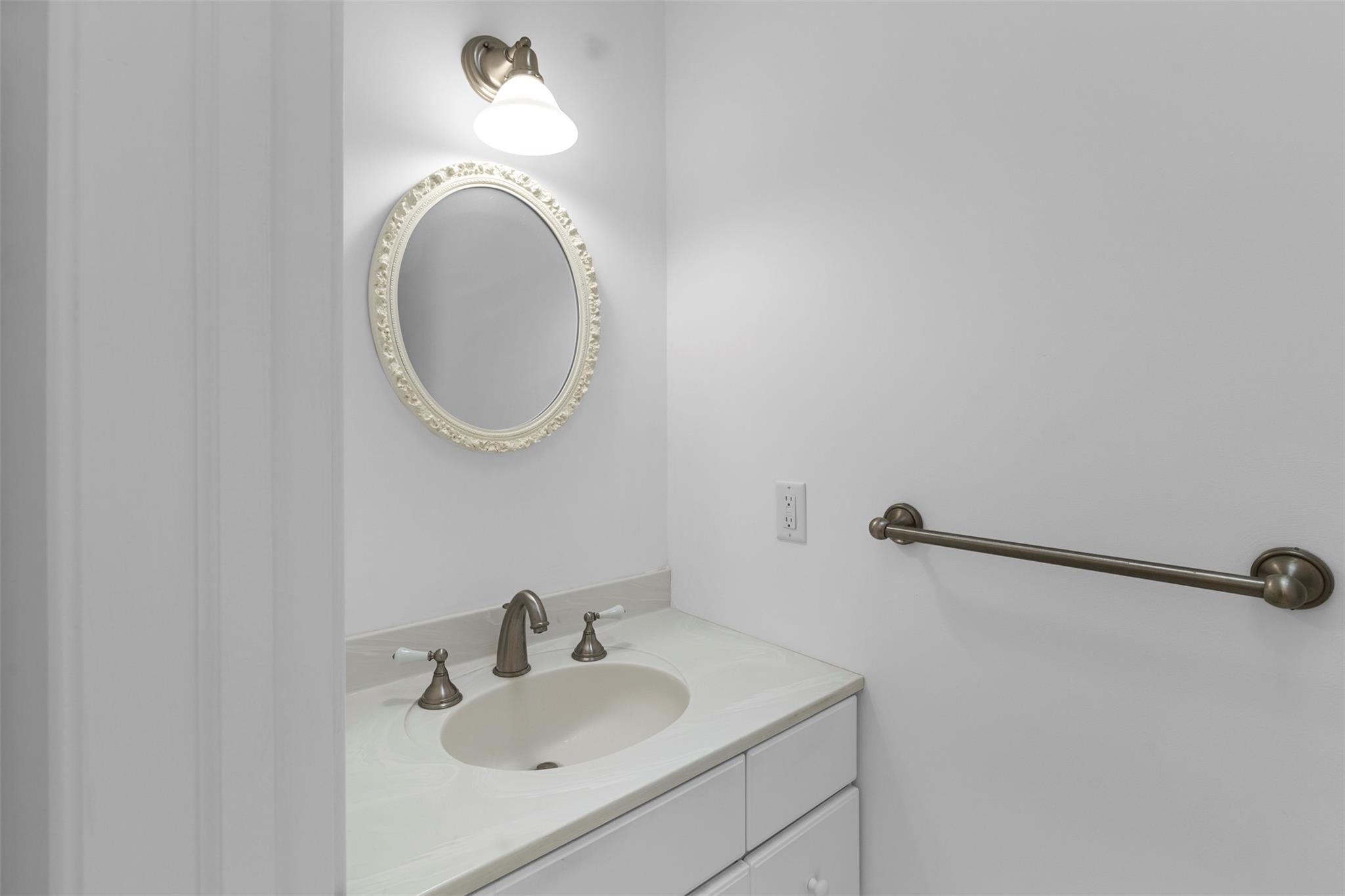 20 Kingston Avenue, Port Jervis, NY 12771